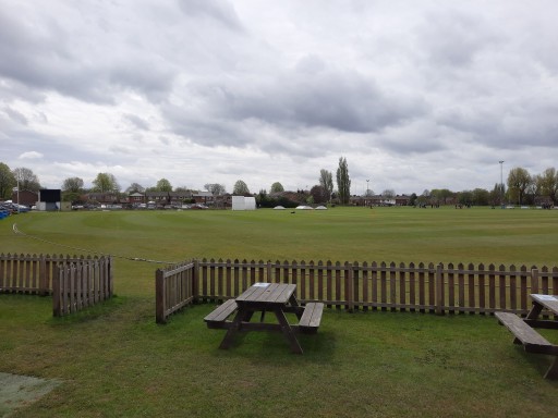 Report: Monton end 1st team cup hopes in tight rain-affected game